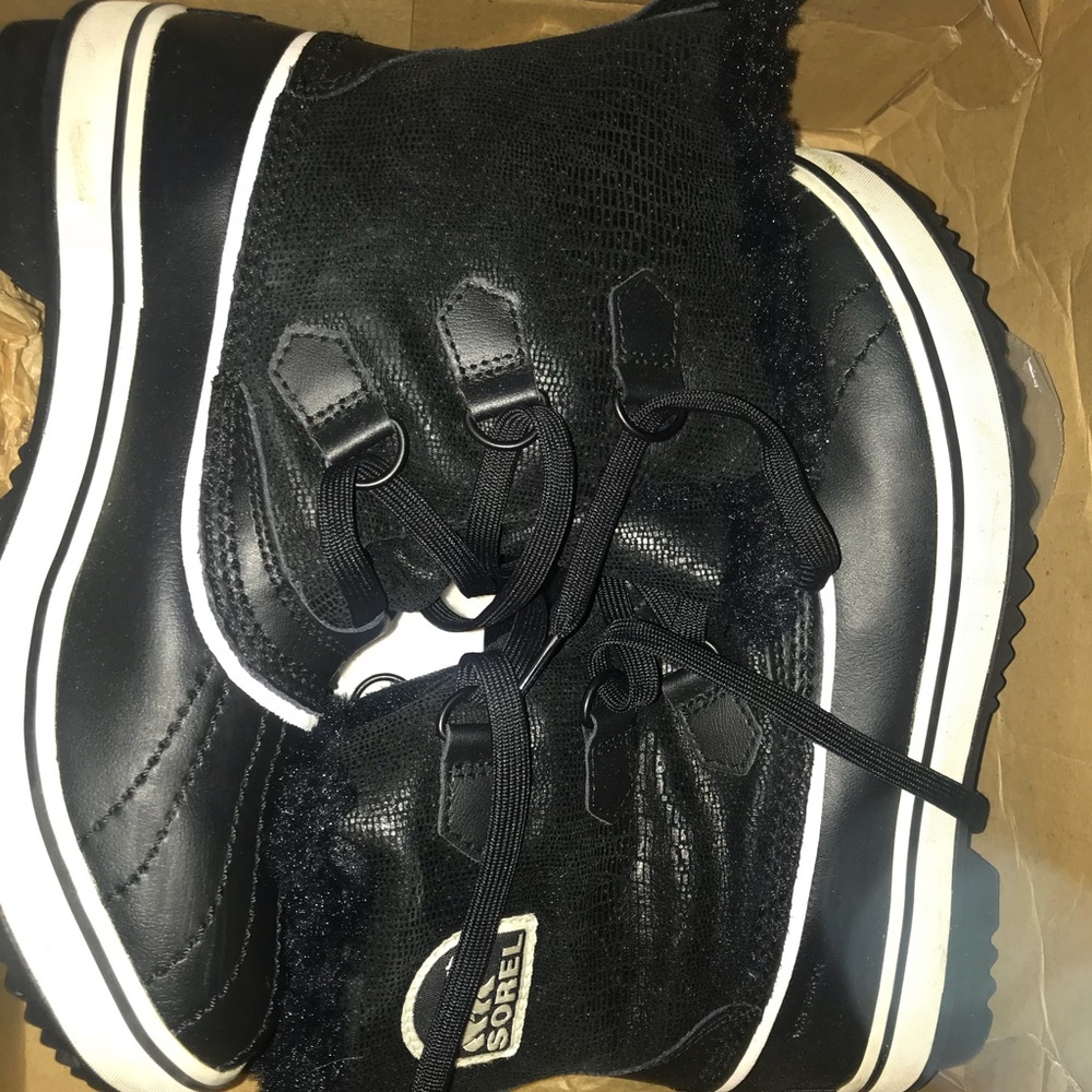Waterproof Black Sorel Boots